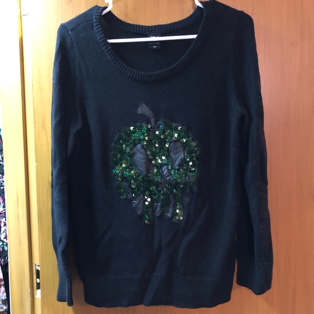 Snow White Poison Apple Black Sweater